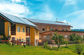 Bauernhof mit Photovoltaikanlage