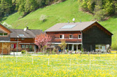 Einfamilienhaus mit SST Indach Solarthermieanlage, Referenzprojekt eines HSH-Installatörs