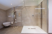 Bad mit XL-Dusche und WC