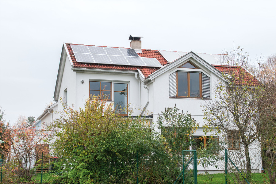 Einfamilienhaus in Kärnten beheizt durch eine Erdwärmepumpe, zusätzlich Solar- und Photovoltaikanlage