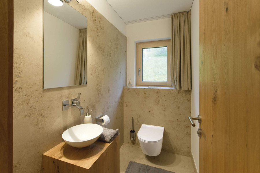 Toilette mit Waschtisch