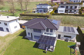 Terrasse mit PV-Dach