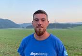 Portrait, Enes Isarkovic, Montage Photovoltaik bei HSH Nahwärme & Photovoltaik in St. Veit/Glan