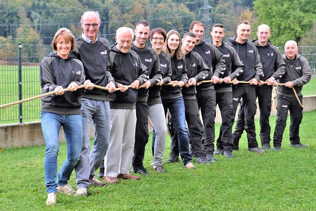 Das Team von Lainer Installationen in Adnet zieht an einem Strang Das Team von Lainer Installationen in Adnet zieht an einem Strang