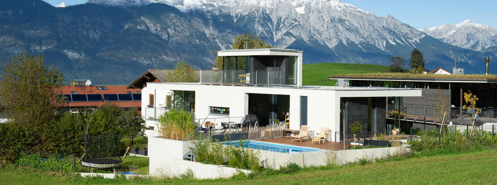 Noch bevor die Wärmepumpe für das Traumhaus bestellt wird, muss oft schon die Förderung beantragt werden.