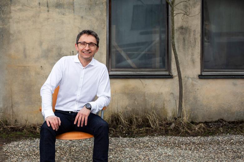 Porträt DI Maximilian Grünseis, Geschäftsleitung Technik bei Grünseis Installateur und Baddesinger in Hohenzell