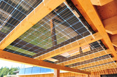 Terrasse mit Vordach aus Photovoltaik