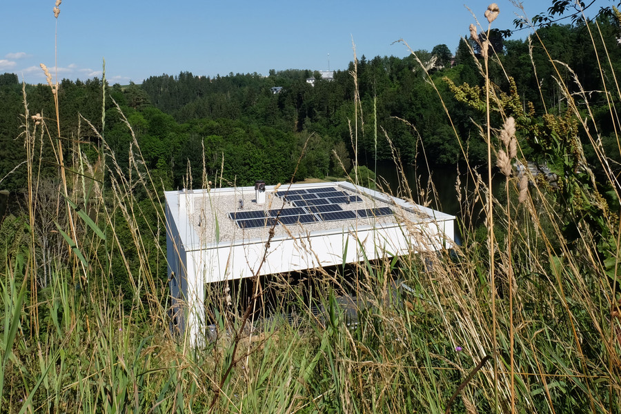 Einfamilienhaus mit Photovoltaik am Dach 