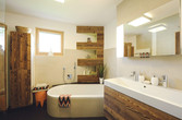 Bad mit runder Badewanne