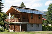 Haus mit Photovoltaikanlage