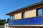 Sonnenhaus mit Solarthermie und Photovoltaik