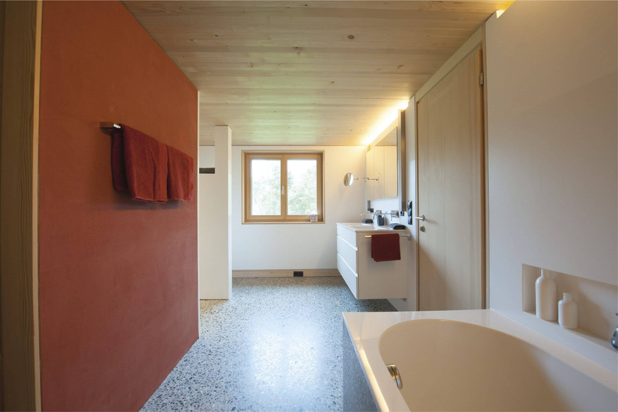Badezimmer mit Corian und Beton