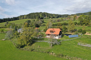 Das Chalet Kaiser in Filfing bei Klein St. Paul wird mit Luftwärmepumpe und Solarenergie geheizt.