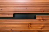 Bad mit Möbeln aus Holz
