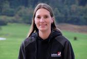 Porträt Verena Ernst, Büro bei Lainer Installationen in Adnet